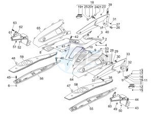 Nexus 250 SP e3 (UK) UK drawing Central cover - Footrests