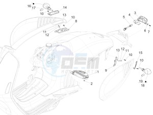 946 ARMANI 125 4T 3V ABS E3 150 (NAFTA) drawing Rear headlamps - Turn signal lamps