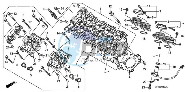 CYLINDER HEAD