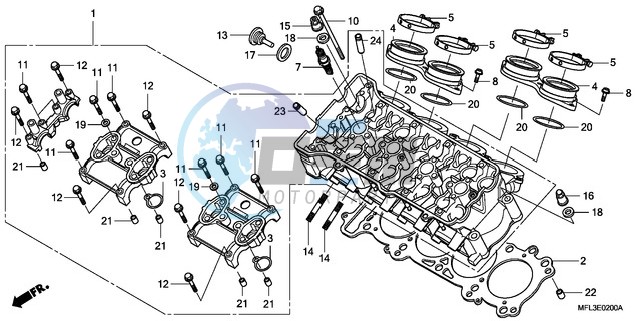 CYLINDER HEAD