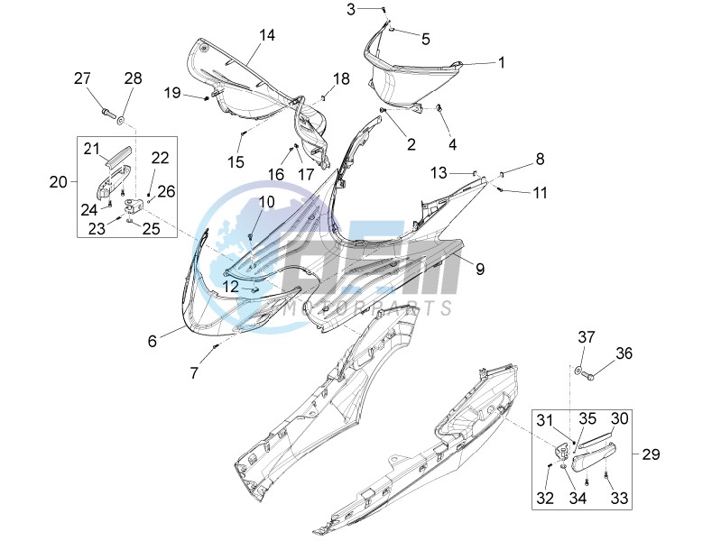 Central cover - Footrests