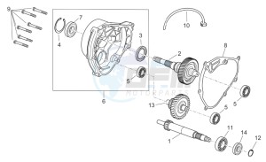 Scarabeo 125-200 e3 (eng. piaggio) drawing Transmission