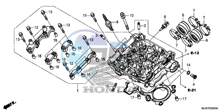 CYLINDER HEAD