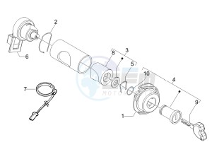 LX 150 4T USA drawing Locks