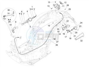 SUPER GTS 125 4T 3V IGET ABS E3 (APAC) drawing Locks