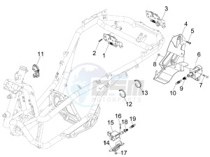 MP3 250 ie mic drawing Locks