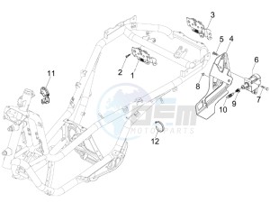 MP3 250 ie lt drawing Locks