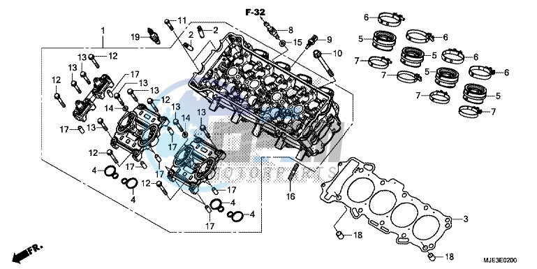 CYLINDER HEAD