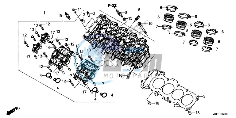 CYLINDER HEAD