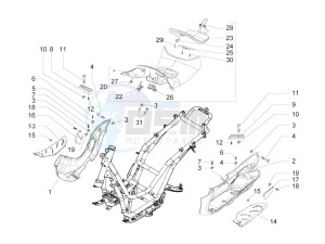 Beverly 300 ie Tourer (USA) USA drawing Central cover - Footrests