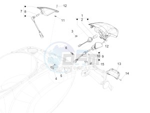 PRIMAVERA 50 25 KMH 4T 2V E 4V NOABS E2 25kmh (EMEA) drawing Rear headlamps - Turn signal lamps