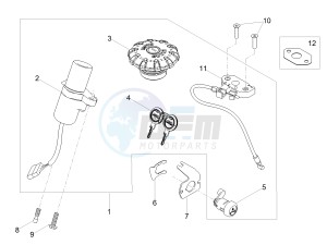 V7 III Special 750 e4 (EMEA) drawing Locks