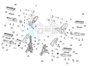 SHIVER 900 E4 ABS NAVI (NAFTA) drawing Foot rests