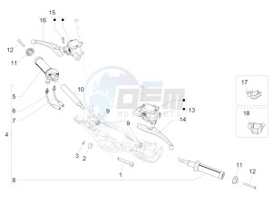 946 ARMANI 125 4T 3V ABS E3 (EMEA, APAC) drawing Handlebars - Master cil.