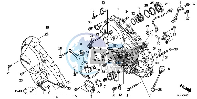 RIGHT CRANKCASE COVER (NC700XD/ 750XD)