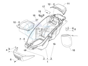 Beverly 125 Sport e3 drawing Helmet box - Undersaddle