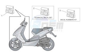 SR 50 IE-Carburatore 50 drawing Front body and technical decal