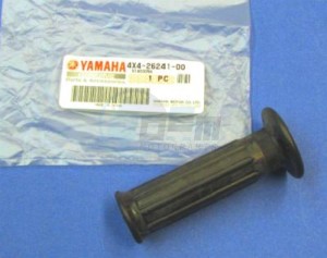 Product image: Yamaha - 4X4262410000 - GRIP (L.H) 