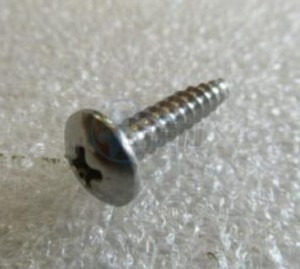 Product image: Suzuki - 09132-04034 - SCREW,4X18 