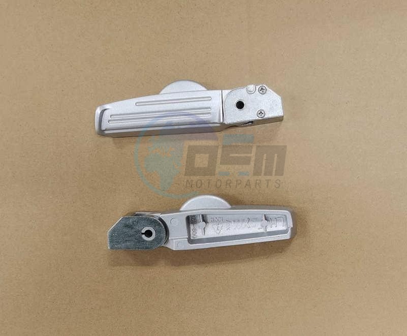 Product image: Sym - 5071B-Z2D-000 - L. STEP BAR COMP.  0