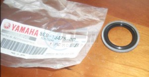 Product image: Yamaha - 5EB134750000 - GASKET 