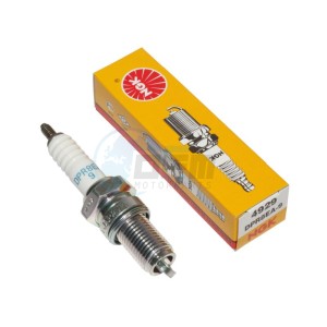 Product image: Kawasaki - 92070-1066 - (DPR8EA9) DP8EA-9 (NGK SPARKPLU 