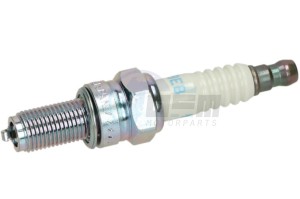 Product image: Piaggio - 638853 - Spark plug (NGK) CR8EB  