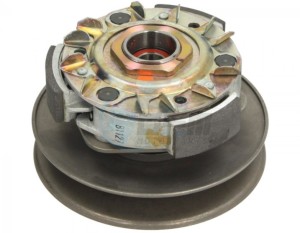 Product image: Aprilia - CM162408 - DRIVEN PULLEY GROUP WITH CLUTCH 