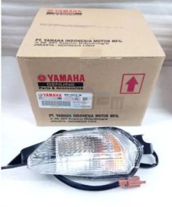 Product image: Yamaha - B6H-H3310-00-00 - FRONT FLASHER LIGH 