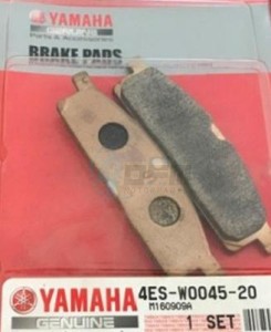 Product image: Yamaha - 4ESW00452000 - BRAKE PAD KIT 