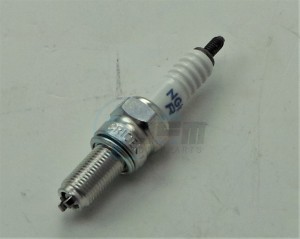 Product image: Yamaha - 947010038600 - PLUG SPARK (NGK CR10EK)  