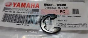 Product image: Yamaha - 990061060000 - CIRCLIP  