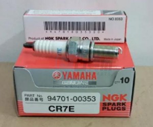 Product image: Yamaha - 947010035300 - PLUG, SPARK (NGK CR7E) 