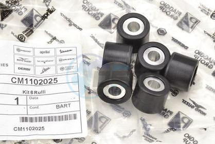 Product image: Vespa - CM1102025 - Roller   1