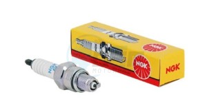 Product image: Kawasaki - 92070-1153 - CR6HSA (NGK SPARKPLUG 