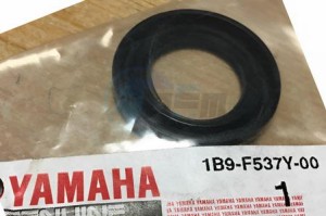 Product image: Yamaha - 1B9F537Y0000 - SEAL, DUST 