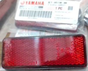 Product image: Yamaha - 3C1H51300000 - REAR REFLECTOR ASS 