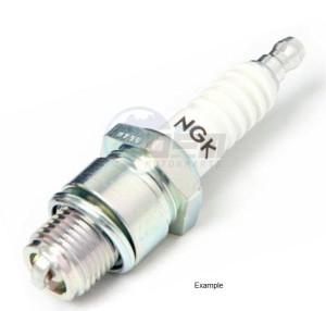 Product image: Suzuki - 09482-00600 - PLUG,SPARK CR8E 