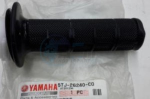 Product image: Yamaha - 5TJ26240C000 - GRIP ASSY 