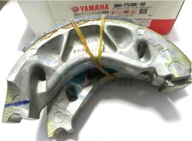 Product image: Yamaha - BB8F530K0000 - BRAKE SHOE SET  0