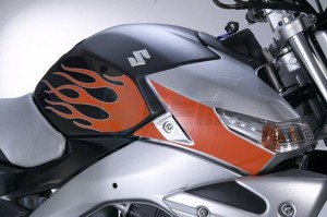 Product image: Suzuki - 990D0-44GA3-PAD - TANK PROTECT.ORANGE 4PC GSR600 