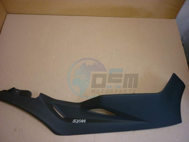 Product image: Sym - 8352A-L6C-000-JH - R. SIDE COVER ASSY(BK-001UL)  0