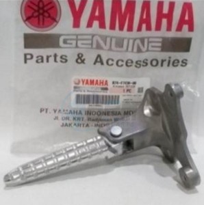 Product image: Yamaha - B74F74300000 - REAR FOOTREST ASSY 