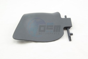 Product image: Gilera - 574263000D - FUEL TANK DOOR 