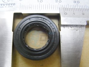 Product image: Sym - 91202-HMA-000 - OIL SEAL TC12*22*5 