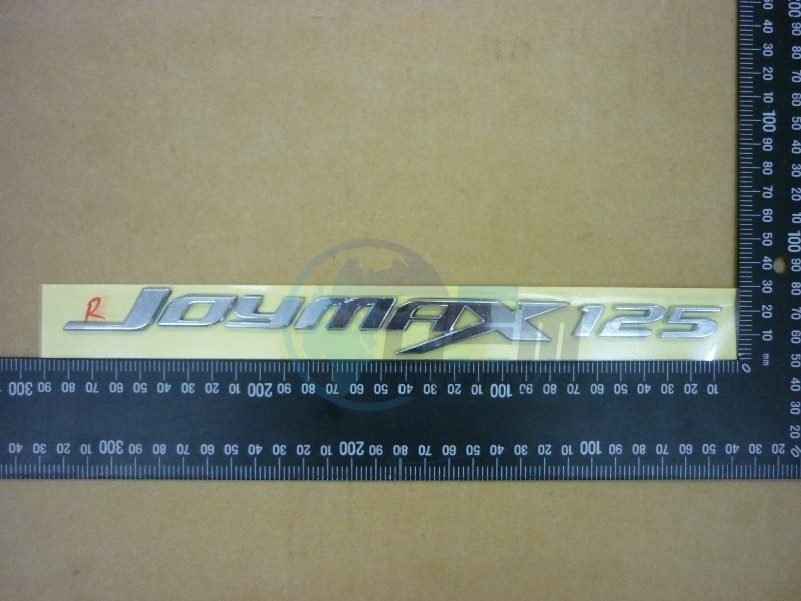 Product image: Sym - 87126-L1E-000 - R. BODY COVER EMBLEM JOYMAX 125  0