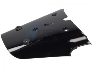 Product image: Piaggio - 6228240090 - RR FENDER/MUDGUARD 