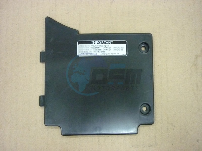 Product image: Sym - 8114A-L4B-000 - BATTERY BOX COVER ASSY  BK-001U  0