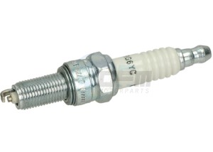 Product image: Aprilia - 438073 - CMP spark plug 