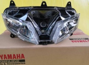 Product image: Yamaha - BK6H43000000 - HEADLIGHT ASSY 